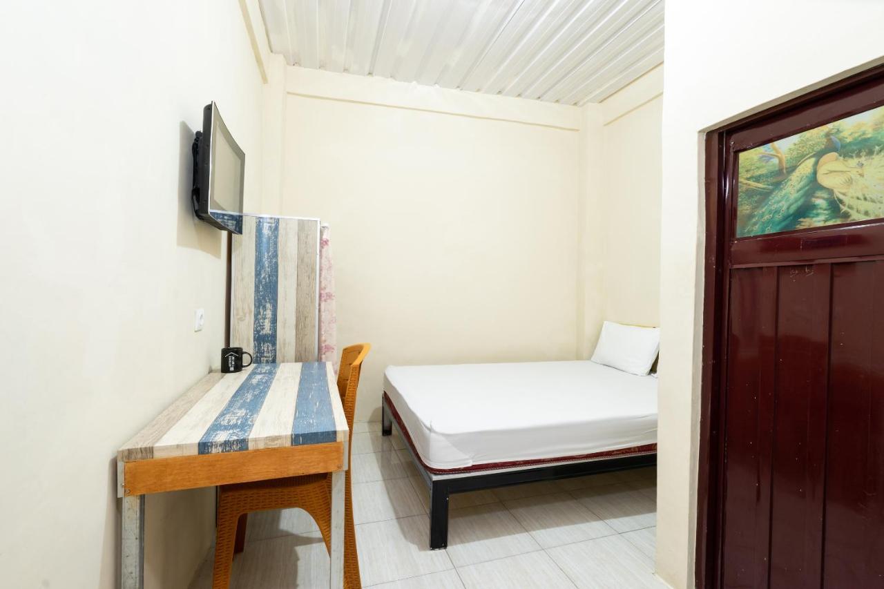 Oyo 2098 Homestay Kk Ngaglik Exterior photo
